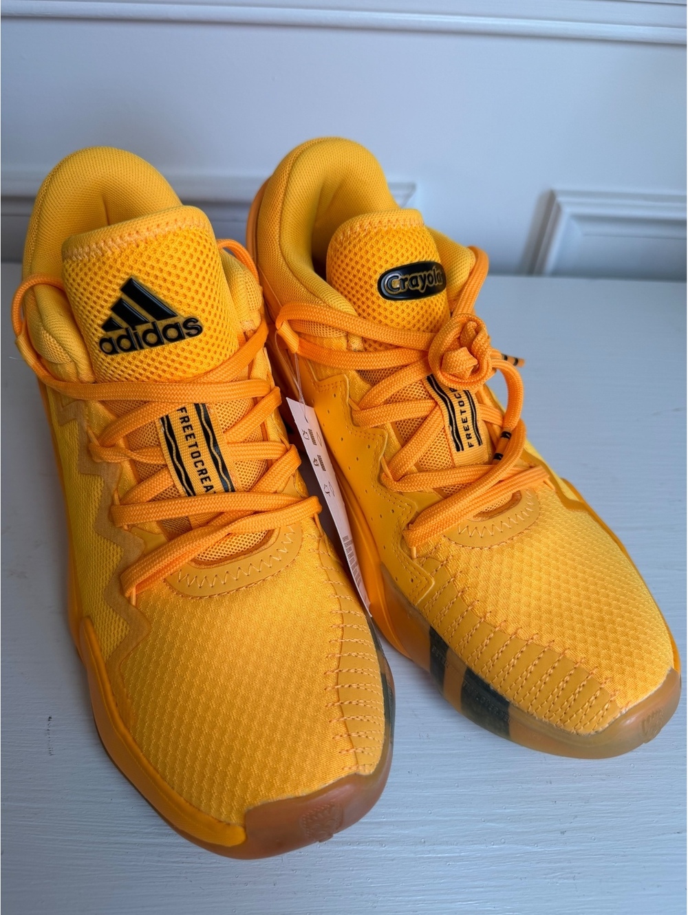 adidas D.O.N. Issue 2 Crayola  “Gold" Donovan Mitchell Basketball Shoes - size 6